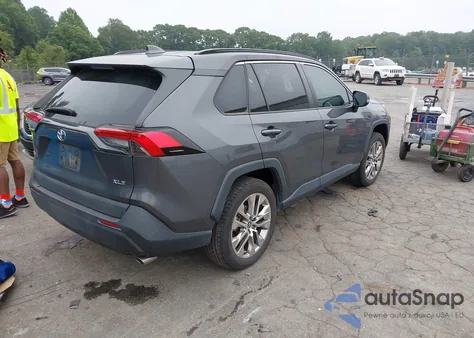 2021 Toyota Rav4 Xle Premium из США, поврежденный, VIN 2T3C1RFV0MW161015